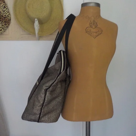 NEW VS Large Slouch Bag - Picture 5 of 15